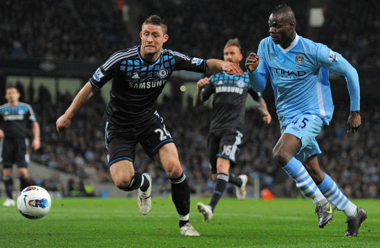 防守球员来 防守球员来